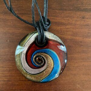 Swirl Glass Pendant.